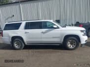 ✅ 2016 Chevrolet Suburban Commercial • VIN: 1GNSKKEC0GR427659 • Lot: 43647762. Wystawiony na IAAI z przebiegiem Nie podano. Bezpłatny archiwum sprzedaży aukcyjnych z USA i szczegółowy raport historii pojazdu na DreamBid. Zdjęcie 13.
