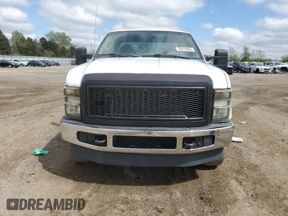 ✅ 2008 Ford F-250 XL • VIN: 1FTSX21508EE15568 • Lot: 55479405. Listed on Copart with 441,704 mi. Free auction sales archive from the USA and detailed vehicle history report at DreamBid. Image 5.