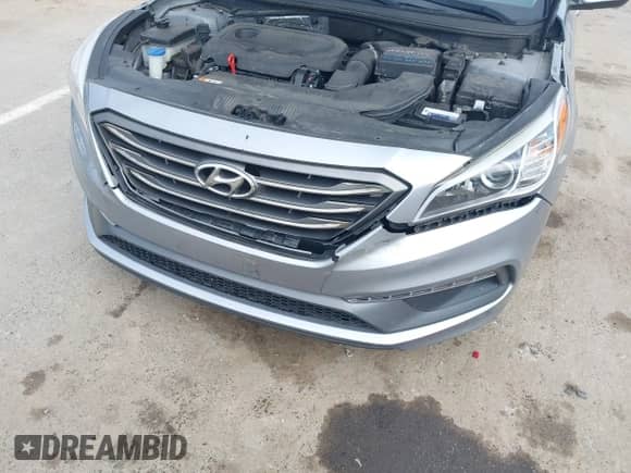 2015 Hyundai Sonata Sport с VIN 5NPE34AF0FH243827, выставлен на аукционе IAAI как лот 43116848 с пробегом 110 591 миль миль и . История ставок и продаж доступна на DreamBid. Изображение 6.