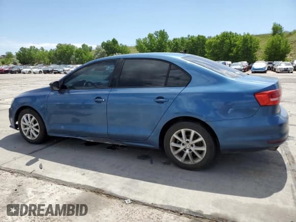 ✅ 2015 Volkswagen Jetta SE • VIN: 3VWD17AJ2FM240233 • Lot: 60833515. Listed on Copart with 207,202 mi. Free auction sales archive from the USA and detailed vehicle history report at DreamBid. Image 2.