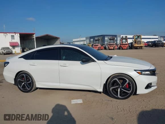✅ 2021 Honda Accord Sport • VIN: 1HGCV2F34MA010012 • Lot: 43421075. Listed on IAAI with 42,404 mi. Free auction sales archive from the USA and detailed vehicle history report at DreamBid. Image 13.