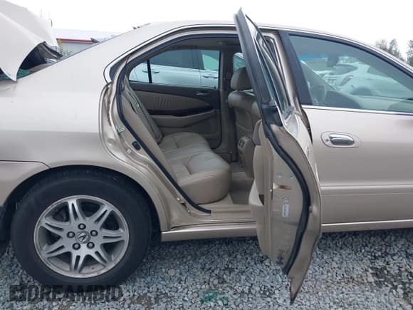 ✅ 2000 Acura TL • VIN: 19UUA5665YA023465 • Lot: 43117888. Wystawiony na IAAI z przebiegiem 206 129 mil. Bezpłatny archiwum sprzedaży aukcyjnych z USA i szczegółowy raport historii pojazdu na DreamBid. Zdjęcie 8.