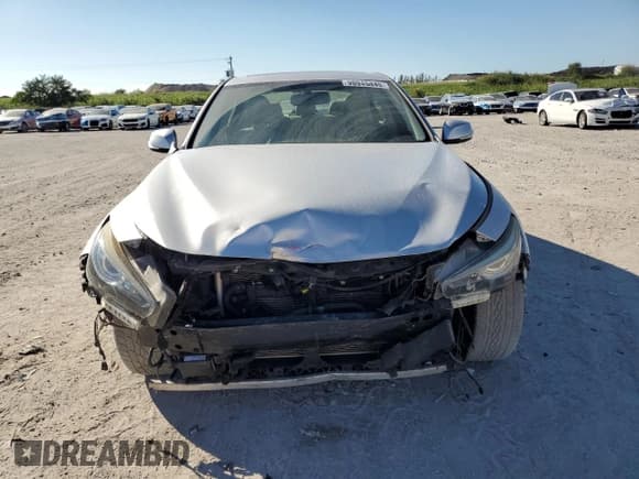 ✅ 2019 Infiniti Q50 Luxe • VIN: JN1EV7AP3KM512376 • Lot: 90945445. Listed on Copart with 83,850 mi. Free auction sales archive from the USA and detailed vehicle history report at DreamBid. Image 5.