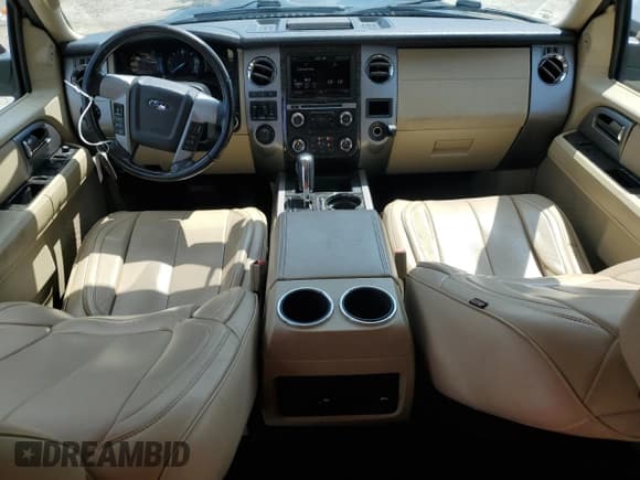 ✅ 2015 Ford Expedition Max Limited • VIN: 1FMJK2AT9FEF30428 • Lot: 65977845. Wystawiony na Copart z przebiegiem 232 433 mil. Bezpłatny archiwum sprzedaży aukcyjnych z USA i szczegółowy raport historii pojazdu na DreamBid. Zdjęcie 8.