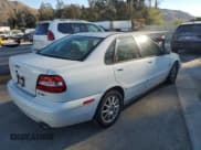 ✅ 2003 Volvo S40 • VIN: YV1VS27583F975077 • Lot: 90726395. Wystawiony na Copart z przebiegiem 131 575 mil. Bezpłatny archiwum sprzedaży aukcyjnych z USA i szczegółowy raport historii pojazdu na DreamBid. Zdjęcie 3.