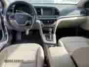 2018 Hyundai Elantra Value Edition с VIN 5NPD84LFXJH363671, выставлен на аукционе Copart как лот 85087565 с пробегом 144 769 миль миль и Списание • Salvage title. История ставок и продаж доступна на DreamBid. Изображение 8.