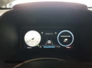 ✅ 2023 Hyundai Kona SEL • VIN: KM8K33AG3PU186872 • Lot: 89713975. Wystawiony na Copart z przebiegiem 37 995 mil. Bezpłatny archiwum sprzedaży aukcyjnych z USA i szczegółowy raport historii pojazdu na DreamBid. Zdjęcie 9.