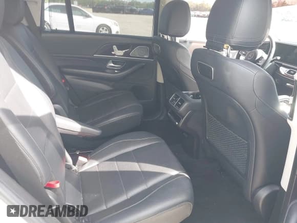 ✅ 2020 Mercedes-Benz GLS 450 • VIN: 4JGFF5KE7LA099439 • Lot: 43219736. Wystawiony na IAAI z przebiegiem 85 886 mil. Bezpłatny archiwum sprzedaży aukcyjnych z USA i szczegółowy raport historii pojazdu na DreamBid. Zdjęcie 8.