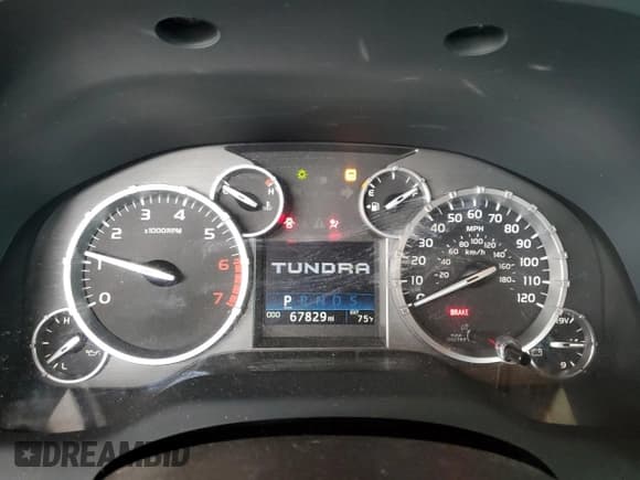 ✅ 2017 Toyota Tundra Platinum • VIN: 5TFAW5F11HX651690 • Lot: 69562075. Listed on Copart with 67,829 mi. Free auction sales archive from the USA and detailed vehicle history report at DreamBid. Image 9.