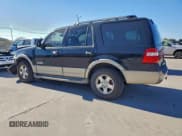 ✅ 2008 Ford Expedition Eddie Bauer • VIN: 1FMFU17568LA56035 • Lot: 90866615. Wystawiony na Copart z przebiegiem 174 560 mil. Bezpłatny archiwum sprzedaży aukcyjnych z USA i szczegółowy raport historii pojazdu na DreamBid. Zdjęcie 2.