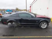 ✅ 2005 Ford Mustang GT Deluxe • VIN: 1ZVHT82H555102137 • Lot: 43650390. Listed on IAAI with Not provided. Free auction sales archive from the USA and detailed vehicle history report at DreamBid. Image 13.