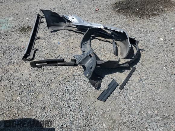 2001 Honda Accord EX с VIN JHMCG56691C003978, выставлен на аукционе Copart как лот 67809425 с пробегом Не указан миль и На запчасти • Non repairable. История ставок и продаж доступна на DreamBid. Изображение 12.