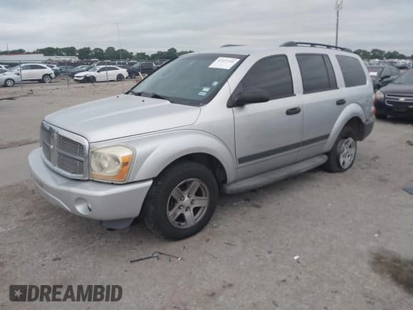 ✅ 2006 Dodge Durango SXT • VIN: 1D4HB38N86F121320 • Лот: 42427186. Опубликован ранее на IAAI с пробегом 195 607 миль. Бесплатный доступ к архиву аукционных продаж из США и подробный отчёт об истории автомобиля на DreamBid. Изображение 2.