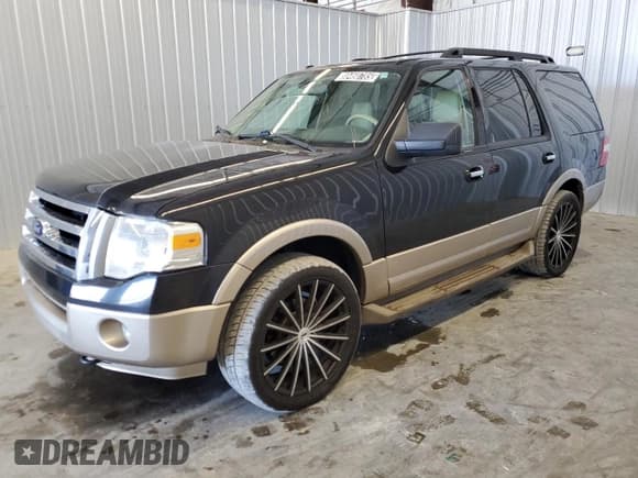 ✅ 2013 Ford Expedition XLT • VIN: 1FMJU1J52DEF69042 • Lot: 80460785. Listed on Copart with 156,837 mi. Free auction sales archive from the USA and detailed vehicle history report at DreamBid. Image 1.