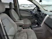 ✅ 2006 Saturn VUE • VIN: 5GZCZ33D06S858907 • Lot: 50509775. Wystawiony na Copart z przebiegiem 261 070 mil. Bezpłatny archiwum sprzedaży aukcyjnych z USA i szczegółowy raport historii pojazdu na DreamBid. Zdjęcie 7.