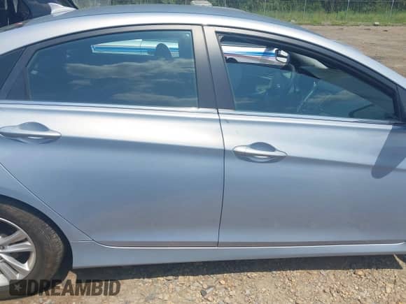 2014 Hyundai Sonata GLS with VIN 5NPEB4AC0EH823943, listed as a IAAI auction lot 42601503 with 46,940 mi miles and . Bid and sale history available at DreamBid. Image 13.