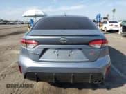 ✅ 2024 Toyota Corolla SE • VIN: 5YFS4MCE3RP192805 • Lot: 90348245. Wystawiony na Copart z przebiegiem 7 324 mil. Bezpłatny archiwum sprzedaży aukcyjnych z USA i szczegółowy raport historii pojazdu na DreamBid. Zdjęcie 6.