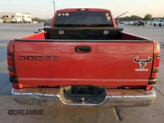 2000 Dodge 1500 z VIN 3B7HC12Y8YG120199, wystawiony jako Copart lot #74834464 z przebiegiem 218 439 mil mil oraz Szkoda całkowita • Salvage title. Historia ofert i sprzedaży dostępna na DreamBid. Obrazek 6.