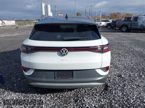 ✅ 2022 Volkswagen ID.4 Pro S • VIN: WVGUNPE22NP060457 • Lot: 43557468. Wystawiony na IAAI z przebiegiem 43 823 mil. Bezpłatny archiwum sprzedaży aukcyjnych z USA i szczegółowy raport historii pojazdu na DreamBid. Zdjęcie 16.