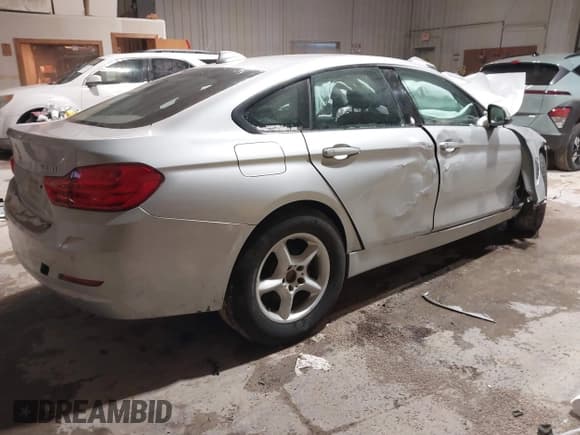 ✅ 2015 BMW 4 Series 428i xDrive • VIN: WBA4A7C50FD414523 • Lot: 41092312. Listed on IAAI with Not provided. Free auction sales archive from the USA and detailed vehicle history report at DreamBid. Image 4.