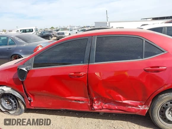 ✅ 2017 Toyota Corolla SE • VIN: 2T1BURHE2HC775953 • Lot: 43598485. Wystawiony na IAAI z przebiegiem 122 807 mil. Bezpłatny archiwum sprzedaży aukcyjnych z USA i szczegółowy raport historii pojazdu na DreamBid. Zdjęcie 14.