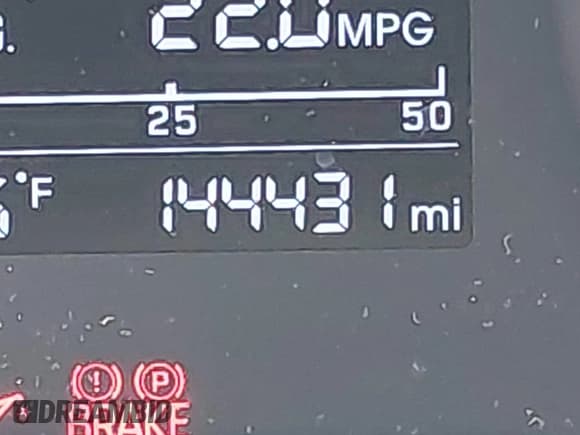 ✅ 2017 Hyundai Elantra SE • VIN: 5NPD84LF6HH181475 • Lot: 43626162. Listed on IAAI with 144,431 mi. Free auction sales archive from the USA and detailed vehicle history report at DreamBid. Image 15.