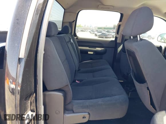 ✅ 2007 Chevrolet Silverado 1500 1LT • VIN: 2GCEC13J771553248 • Lot: 42212718. Wystawiony na IAAI z przebiegiem 206 338 mil. Bezpłatny archiwum sprzedaży aukcyjnych z USA i szczegółowy raport historii pojazdu na DreamBid. Zdjęcie 8.