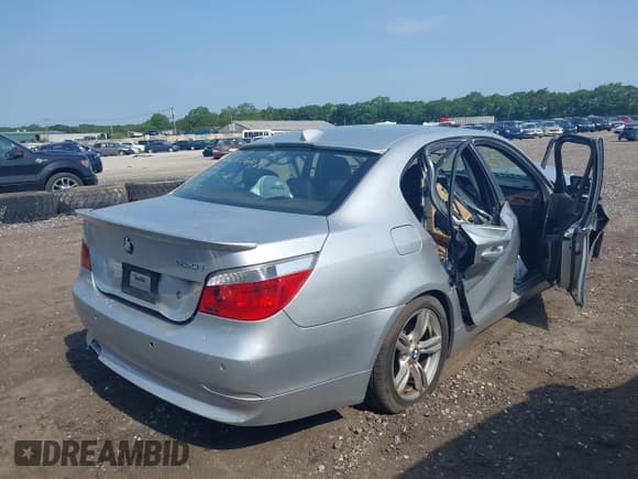 ✅ 2006 BMW 5 Series 550i • VIN: WBANB53596CP01788 • Lot: 42549848. Listed on IAAI with Not provided. Free auction sales archive from the USA and detailed vehicle history report at DreamBid. Image 4.