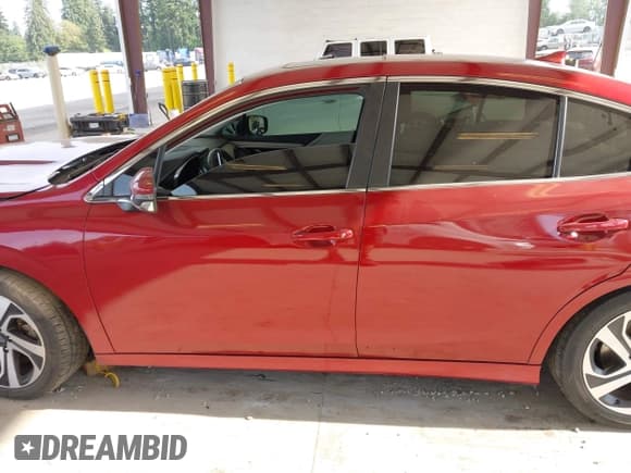 ✅ 2021 Subaru Legacy Limited • VIN: 4S3BWAN63M3011119 • Лот: 42498379. Опубликован ранее на IAAI с пробегом 104 363 миль. Бесплатный доступ к архиву аукционных продаж из США и подробный отчёт об истории автомобиля на DreamBid. Изображение 15.