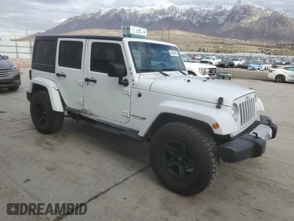 ✅ 2018 Jeep Wrangler Unlimited Sahara • VIN: 1C4HJWEG2JL920964 • Lot: 92436845. Listed on Copart with 103,748 mi. Free auction sales archive from the USA and detailed vehicle history report at DreamBid. Image 4.