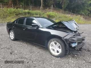 2022 Dodge Charger SXT z VIN 2C3CDXBG2NH172624, wystawiony jako Copart lot #70943025 z przebiegiem 64 601 mil mil oraz Szkoda całkowita • Salvage title. Historia ofert i sprzedaży dostępna na DreamBid. Obrazek 4.