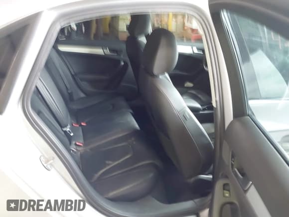 ✅ 2010 Audi A4 Premium Plus • VIN: WAUFFAFL0AN046400 • Lot: 42434637. Listed on IAAI with 100,835 mi. Free auction sales archive from the USA and detailed vehicle history report at DreamBid. Image 8.