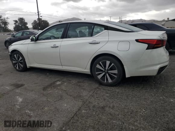 ✅ 2022 Nissan Altima SV • VIN: 1N4BL4DV1NN423179 • Лот: 86146945. Опубликован ранее на Copart с пробегом 33 846 миль. Бесплатный доступ к архиву аукционных продаж из США и подробный отчёт об истории автомобиля на DreamBid. Изображение 2.