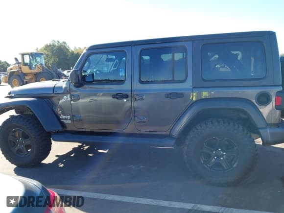 ✅ 2018 Jeep Wrangler Unlimited Sport S • VIN: 1C4HJXDGXJW110178 • Lot: 43465455. Listed on IAAI with 113,489 mi. Free auction sales archive from the USA and detailed vehicle history report at DreamBid. Image 15.