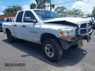 2006 Dodge 1500 SLT с VIN 1D7HU18N56S597212, выставлен на аукционе IAAI как лот 42337289 с пробегом 266 689 миль миль и . История ставок и продаж доступна на DreamBid. Изображение 1.