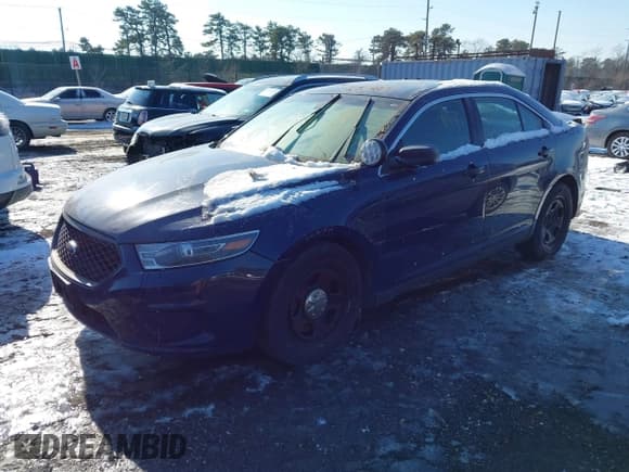 ✅ 2017 Ford Police Interceptor • VIN: 1FAHP2MT3HG126635 • Lot: 41425901. Wystawiony na IAAI z przebiegiem Nie podano. Bezpłatny archiwum sprzedaży aukcyjnych z USA i szczegółowy raport historii pojazdu na DreamBid. Zdjęcie 2.