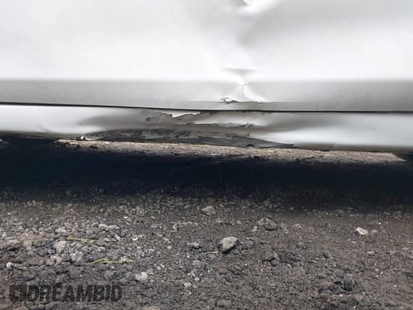 ✅ 2017 Chevrolet Cruze LT • VIN: 1G1BE5SM8H7281628 • Lot: 43505703. Listed on IAAI with 90,462 mi. Free auction sales archive from the USA and detailed vehicle history report at DreamBid. Image 19.