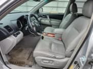 ✅ 2008 Toyota Highlander Limited • VIN: JTEES42A282044462 • Lot: 80402895. Listed on Copart with 150,443 mi. Free auction sales archive from the USA and detailed vehicle history report at DreamBid. Image 7.