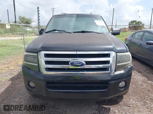 ✅ 2013 Ford Expedition Max Limited • VIN: 1FMJK1K51DEF66234 • Lot: 42514426. Wystawiony na IAAI z przebiegiem 251 655 mil. Bezpłatny archiwum sprzedaży aukcyjnych z USA i szczegółowy raport historii pojazdu na DreamBid. Zdjęcie 6.