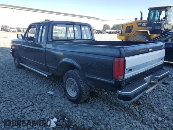 ✅ 1991 Ford F-150 S • VIN: 1FTEX15Y0MKB37519 • Lot: 70034715. Wystawiony na Copart z przebiegiem 344 875 mil. Bezpłatny archiwum sprzedaży aukcyjnych z USA i szczegółowy raport historii pojazdu na DreamBid. Zdjęcie 2.