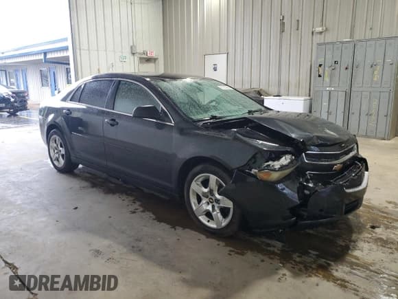 ✅ 2012 Chevrolet Malibu 1LS • VIN: 1G1ZB5E09CF282138 • Lot: 81303964. Listed on Copart with 166,577 mi. Free auction sales archive from the USA and detailed vehicle history report at DreamBid. Image 4.