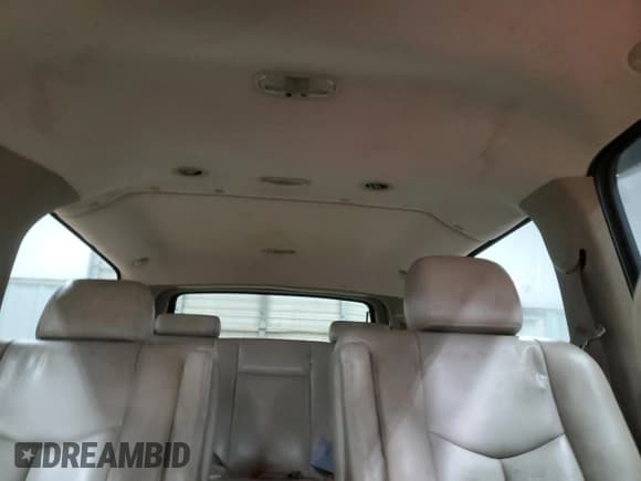 ✅ 2005 Chevrolet Suburban LT • VIN: 3GNFK16ZX5G184843 • Лот: 44158985. Опубликован ранее на Copart с пробегом 323 834 миль. Бесплатный доступ к архиву аукционных продаж из США и подробный отчёт об истории автомобиля на DreamBid. Изображение 10.