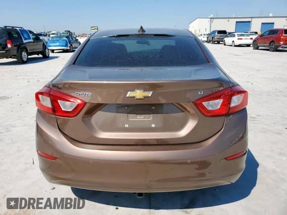 2019 Chevrolet Cruze LT с VIN 1G1BE5SM4K7105246, выставлен на аукционе Copart как лот 80406995 с пробегом 141 040 миль миль и Списание • Salvage title. История ставок и продаж доступна на DreamBid. Изображение 6.