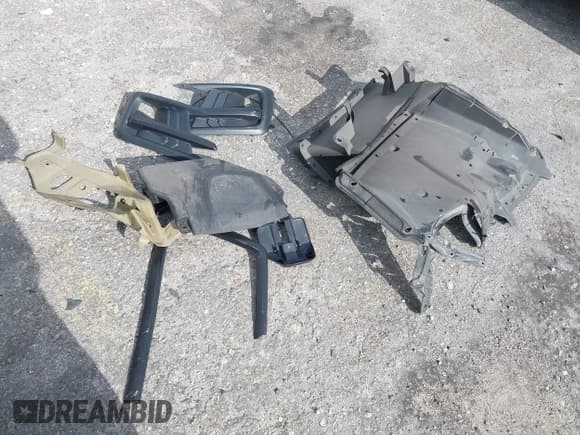 ✅ 2020 Subaru Ascent Limited • VIN: 4S4WMAPD7L3476953 • Lot: 42080838. Listed on IAAI with 49,735 mi. Free auction sales archive from the USA and detailed vehicle history report at DreamBid. Image 12.