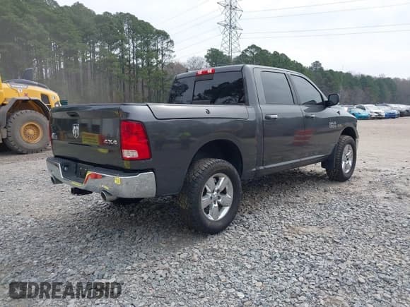 ✅ 2018 Ram 1500 Big Horn • VIN: 1C6RR7LT1JS218327 • Lot: 41815454. Wystawiony na IAAI z przebiegiem 48 698 mil. Bezpłatny archiwum sprzedaży aukcyjnych z USA i szczegółowy raport historii pojazdu na DreamBid. Zdjęcie 4.