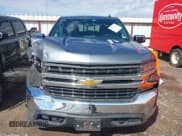 ✅ 2019 Chevrolet Silverado 1500 LT • VIN: 3GCUYDED0KG150685 • Lot: 43391185. Wystawiony na IAAI z przebiegiem 221 154 mil. Bezpłatny archiwum sprzedaży aukcyjnych z USA i szczegółowy raport historii pojazdu na DreamBid. Zdjęcie 12.