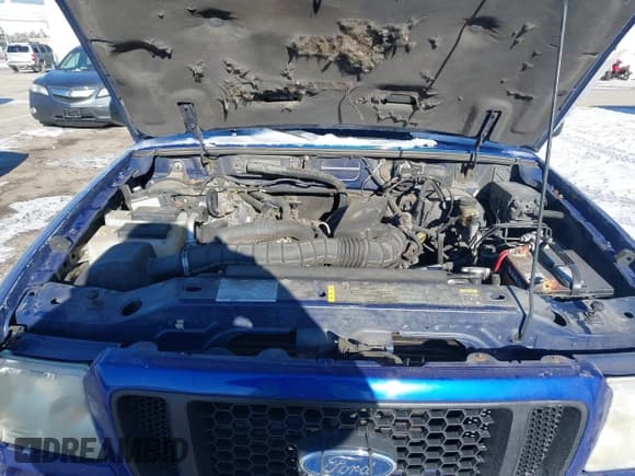 ✅ 2004 Ford Ranger XL • VIN: 1FTYR10UX4PB12304 • Lot: 43875700. Wystawiony na IAAI z przebiegiem 200 552 mil. Bezpłatny archiwum sprzedaży aukcyjnych z USA i szczegółowy raport historii pojazdu na DreamBid. Zdjęcie 10.