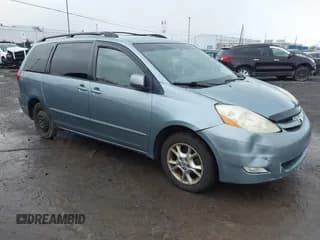✅ 2006 Toyota Sienna XLE Limited • VIN: 5TDZA22C16S471605 • Lot: 43679451. Listed on IAAI with 271,591 mi. Free auction sales archive from the USA and detailed vehicle history report at DreamBid. Image 1.