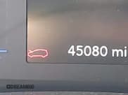 ✅ 2024 Chrysler Voyager LX • VIN: 2C4RC1CG5RR130016 • Lot: 43776730. Wystawiony na IAAI z przebiegiem 45 080 mil. Bezpłatny archiwum sprzedaży aukcyjnych z USA i szczegółowy raport historii pojazdu na DreamBid. Zdjęcie 15.