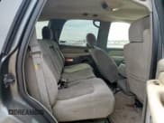 ✅ 2002 Chevrolet Tahoe LS • VIN: 1GNEC13V72R157234 • Lot: 71055205. Listed on Copart with 271,885 mi. Free auction sales archive from the USA and detailed vehicle history report at DreamBid. Image 10.